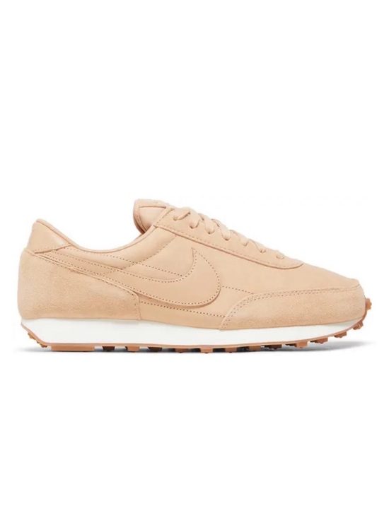 Nike Shoes - Like New - Nike Retro Runners in Light Beige